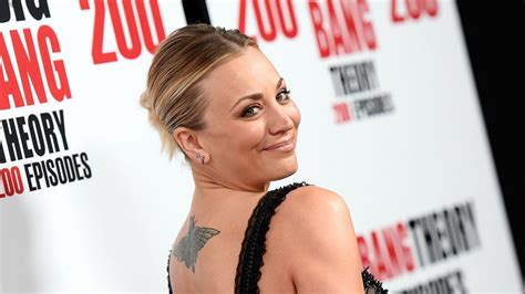 see how kaley cuoco covered up the wedding tattoo she now