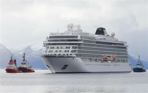 norway opens probe   cruise ship ventured  storm