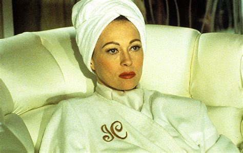 Trailers From Hell Dan Ireland On Faye Dunaway’s Joan Crawford In