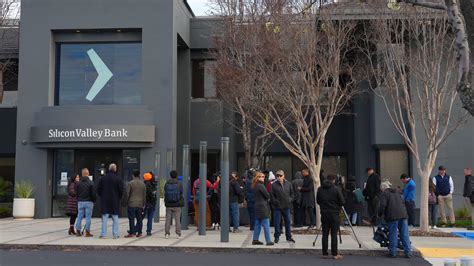silicon valley bank  signature collapses