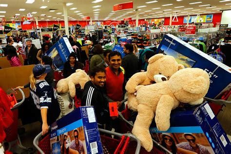 black friday shopping tips thatll save  money  created