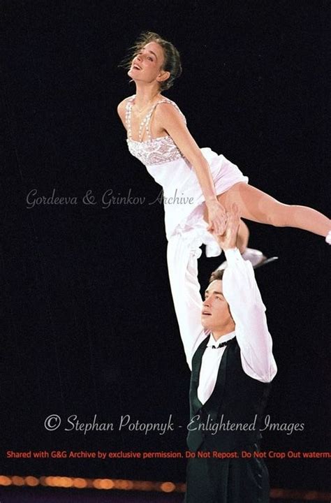 ekaterina gordeeva and sergei grinkov performing during stars on ice