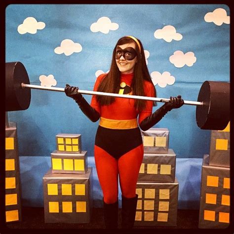 me violet parr cosplay from the incredibles disney pixar