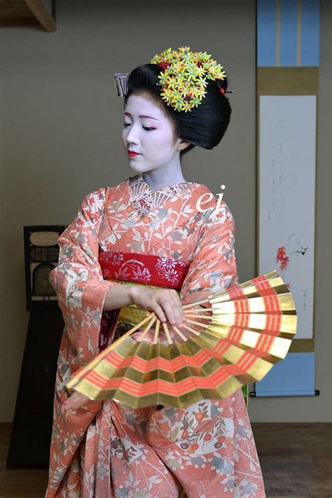 「舞妓 勝奈」のおすすめ画像 40 件 pinterest 日本の芸者、芸者、日本の着物