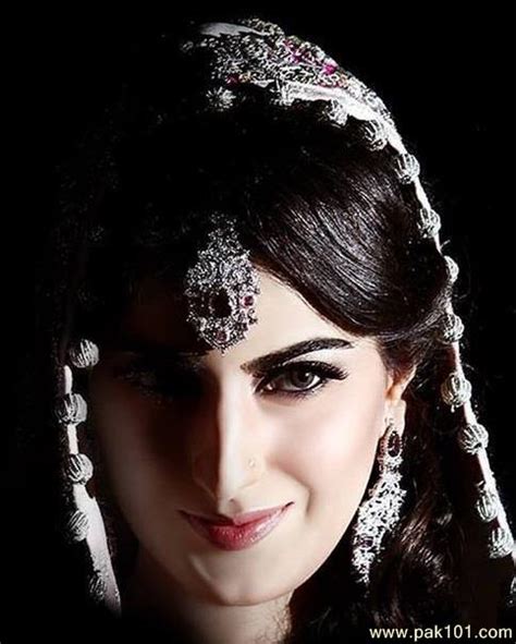 Sana Khan Pakistani Actress