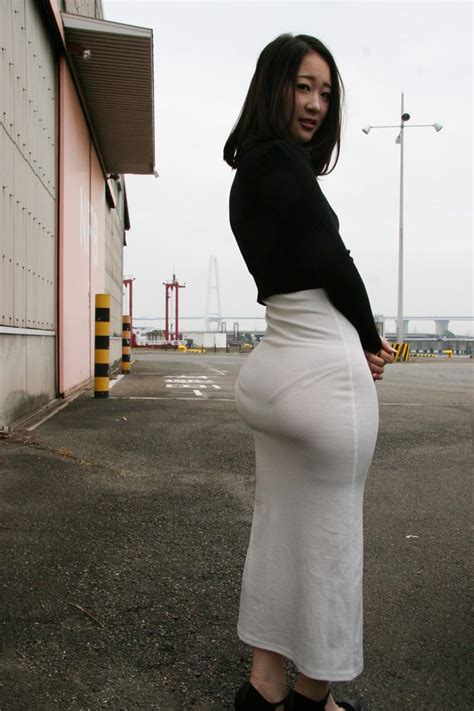 Pin On Thick Asian Women Butts Curves And Booty