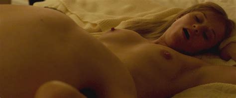 reese witherspoon nudes look pretty cute here 9 pics