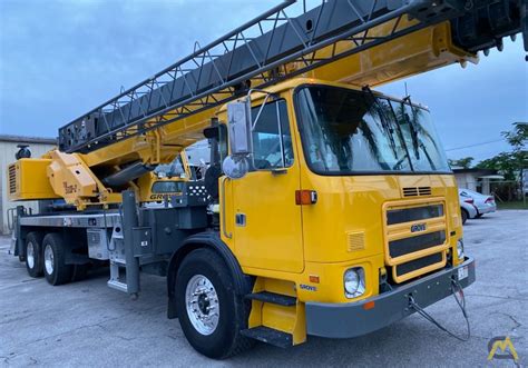 grove tme  truck mounted telescopic boom crane  sale hoists