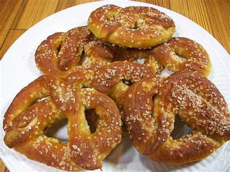 soft pretzels  year cooking  chris kimball