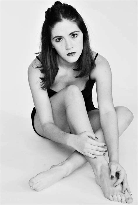 Naked Isabelle Fuhrman Added 07 19 2016 By Ka