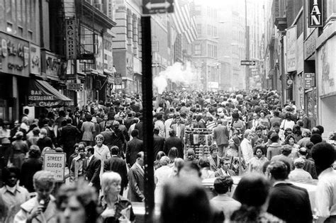 york city  photographs   crowded street