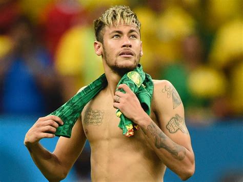 world cup hottest players neymar brazil photos sexiest soccer stars playing in the 2014