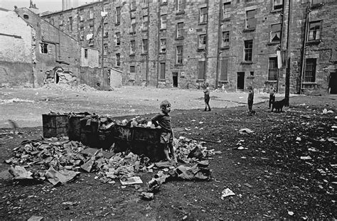 powerful photos of life in the old glasgow tenement blocks