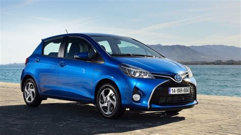 toyota yaris  hybrid automaat private lease na  mnd opzegbaar