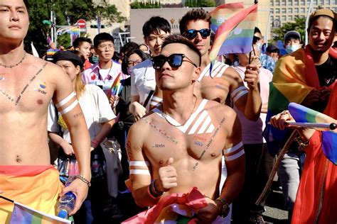 Taiwan Pride March Tens Of Thousands Gathered For World S Largest