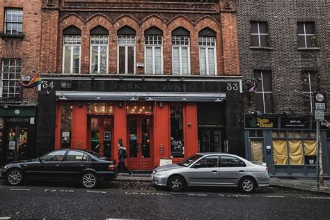 Lesbian Travel Guide To Dublin Ireland Lesbian Bars In Dublin