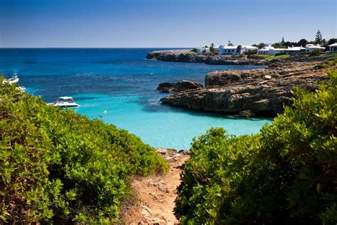 Recorremos Las Mejores Playas De Menorca En Busca Del Paraíso