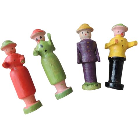 Four Tiny German Erzgebirge Wood Figures Dollhouse Dolls