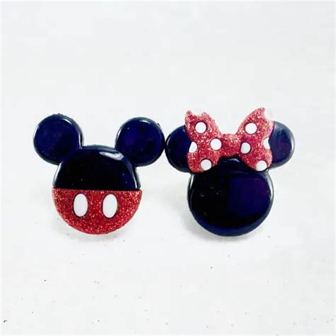 sparkling disney earrings   absolutely adorable chip  company