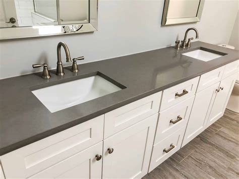 quartz countertop  bathroom countertops ideas