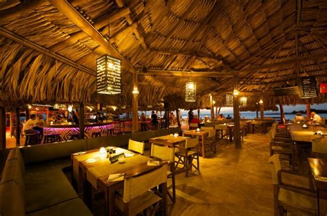 de beste restaurants op jan thielstrand curacao livingstone jan thiel beach resort