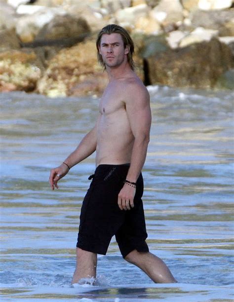 who would you choose chris or liam hemsworth daily squirt