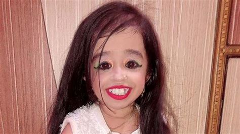 jyoti amge now world s smallest woman today life update in touch weekly