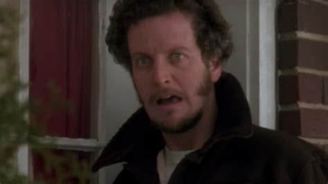 Dumb Things In Home Alone Everyone Just Ignored