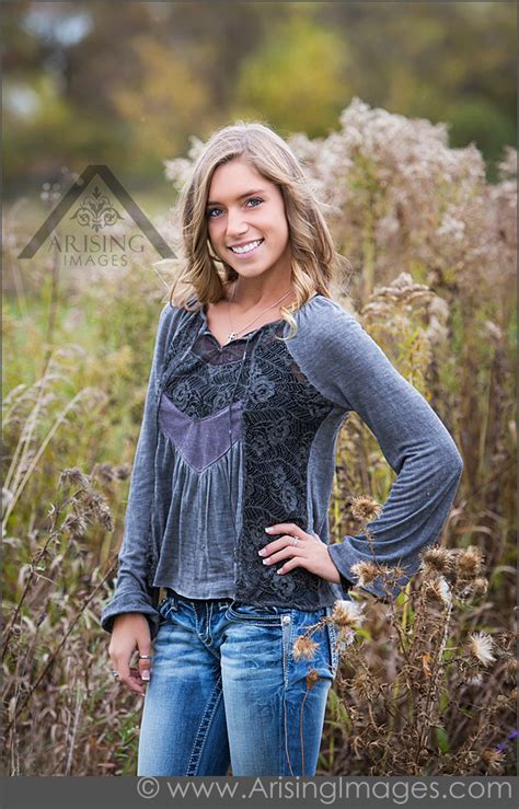 Gorgeous Country Senior Photos With Paige Arising Images