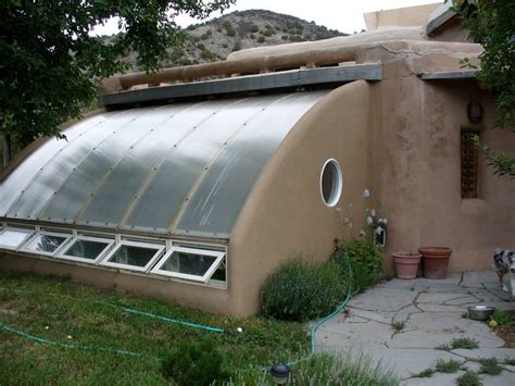 underground greenhouse insteading