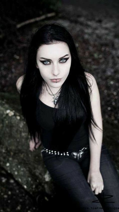 Pin By Miguel Angel Justavino On Góticas Sexis Goth Beauty Gothic