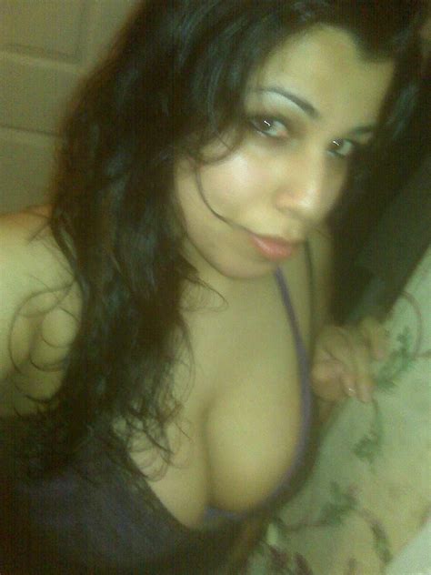 naughty pakistani wife naked selfies showing huge boobs indian nude girls