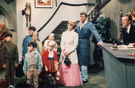 florence henderson upbeat mom of ‘the brady bunch dies at 82 the new york times