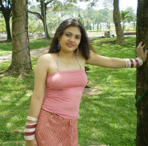 online aunty pictures sexy aunties whatsapp chat number for friendship
