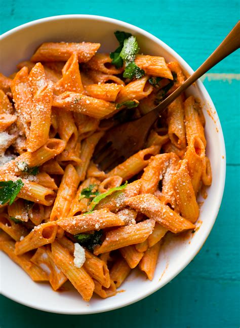 vegan creamy tomato pasta sauce   flash vegan recipe