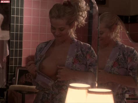 naked veronica hart in six feet under