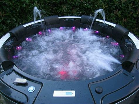 Sex Sunrans Balboa System Round Hot Tub Sr831 For 5 Person