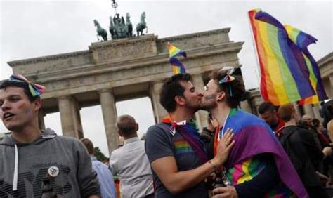 Ben Aquila S Blog Berlin Pride Celebrates The New Same Sex Marriage