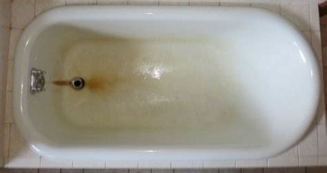 rust stains   fiberglass bathtub