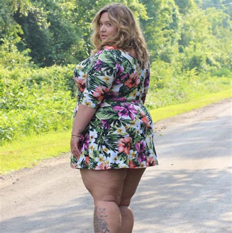 fat girl flow blog written by corissa encourages body positivity