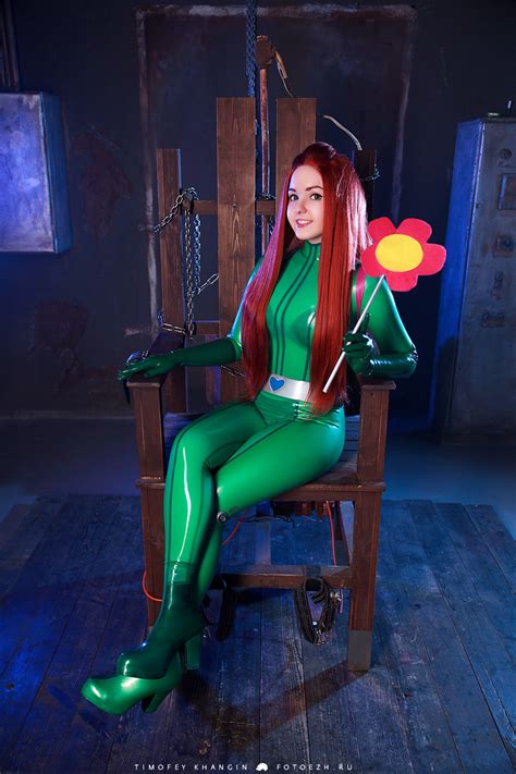 totally spies sam latex cosplay by polligulina on deviantart