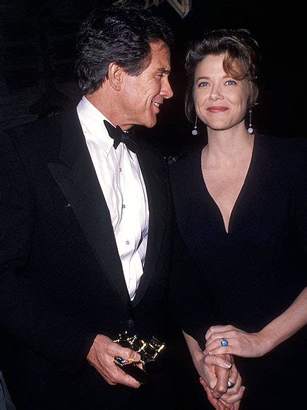 Hollywood S Marriages That Last Warren And Annette 20