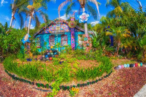 these 13 weird places in florida are as strange as it gets