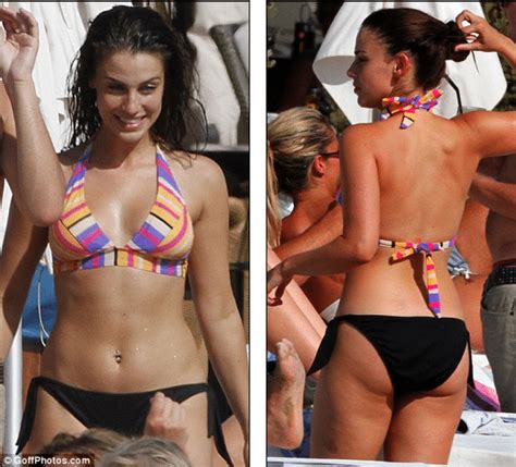 Oh My 90210 S Jessica Lowndes Heads To Ibiza Hawt Bikini