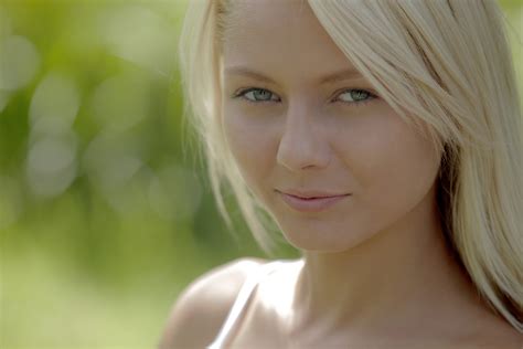 blondes women closeup models pornstars green eyes xart magazine annely gerritsen pinky june 400