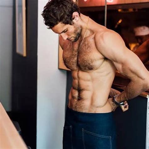 Sexy Chef Franco Noriega Strips Down Naked To Cook Up A