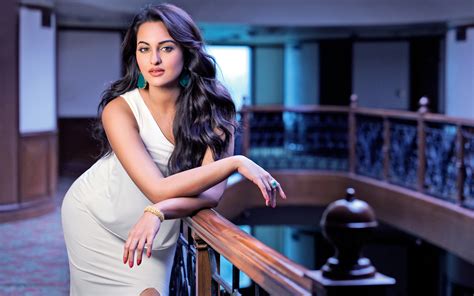 sexiest sonakshi sinha hot hd photos and wallpapers high resolution all hd wallpapers