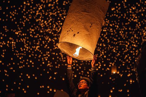 people release sky lanterns