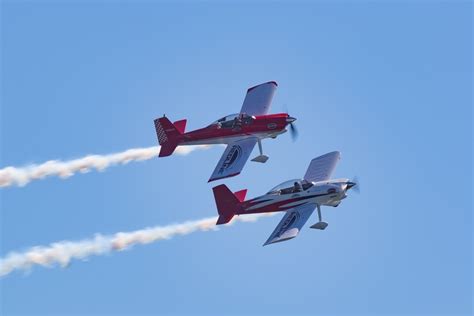 airport skies  alive  air show weekend ocnj daily