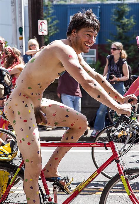 amateur nude male riding bike 1 17 pics xhamster